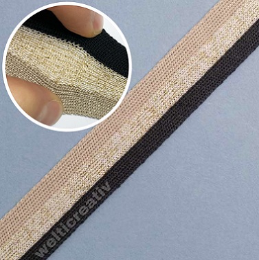 (1) GESTRICKTES BAND QUERELASTISCH MIT STREIFEN 80% PES 20% LUREX 3CM BEIGE / ECRU / SCHWARZ / GOLD-LUREX, OEKOTEX Certified made in EU (kein Lagerartikel) GESTRICKTES BAND QUERELASTISCH MIT STREIFEN 80% PES 20% LUREX 3CM BEIGE / ECRU / SCHWARZ / GOLD-LUREX, OEKOTEX Certified made in EU (kein Lagerartikel)